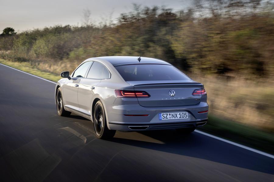  Volkswagen Arteon 4Motion R-Line Edition 2020 года  (фото 6 из 20)
